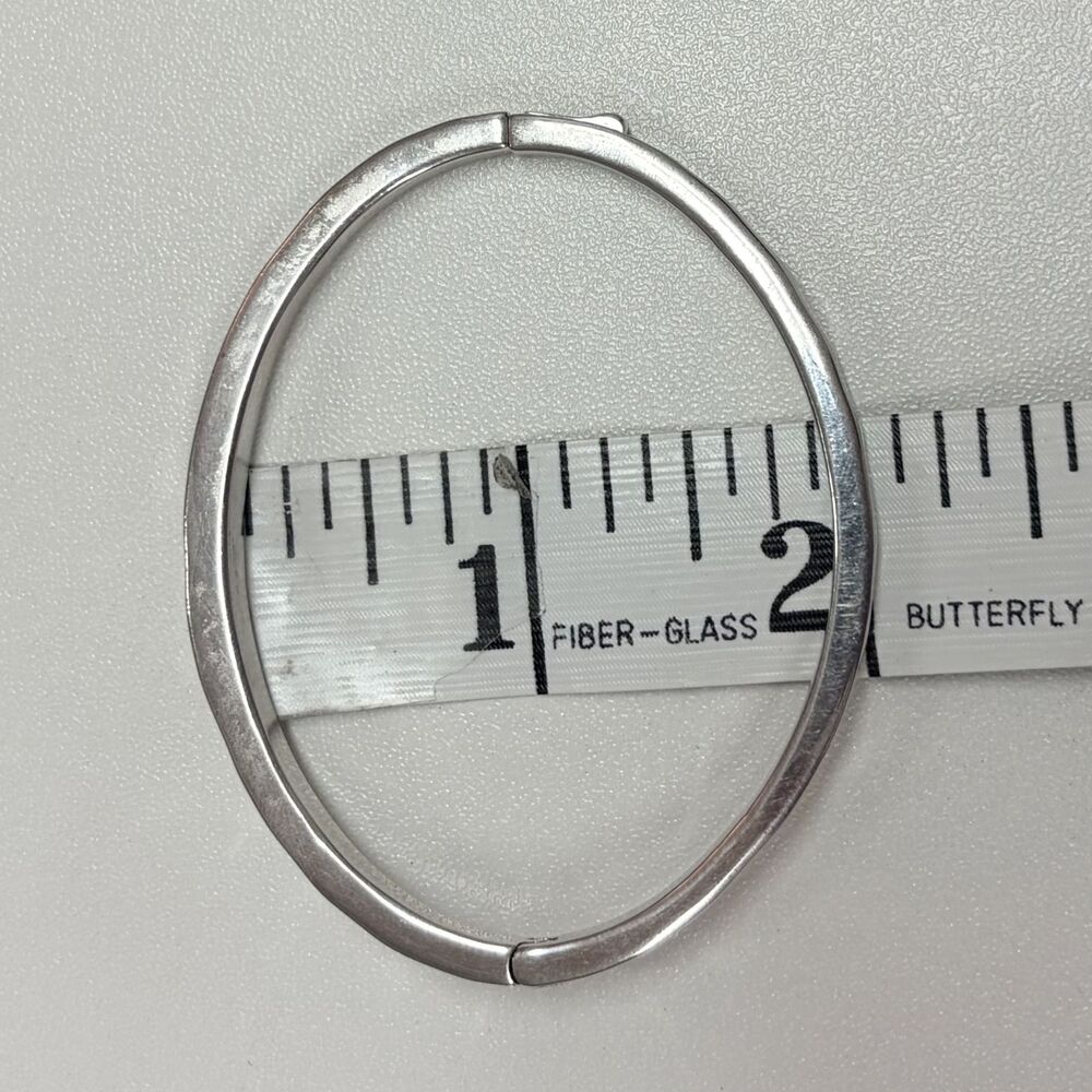 Kendra Scott Zorte Hinged Bangle Bracelet Silver Rhodium Finish - Pre-Owned - Picture 9 of 12